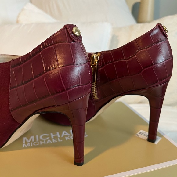 NIB Michael Kors Merlot suede “Sammy” ankle boot 7m - Picture 4 of 11